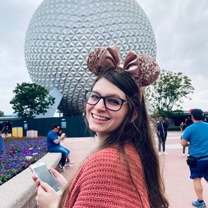 Meet your Posher, Jenna